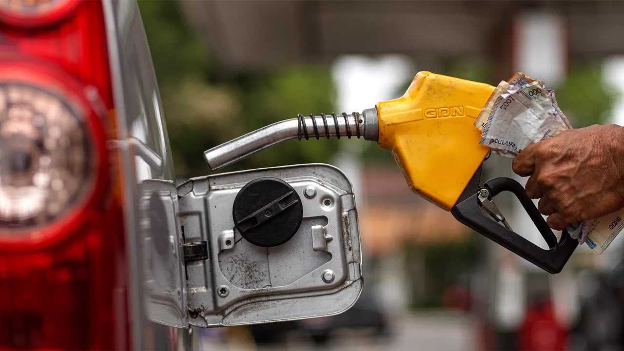 Crude oil surpasses $100 as Middle East crisis puts pressure on prices
